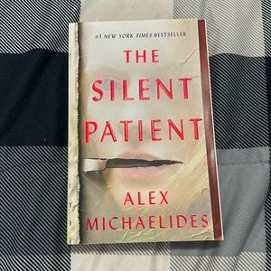 The Silent Patient by Alex Michaelides
